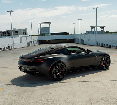 Фото дисков Anrky XR-305 на Aston Martin DB11