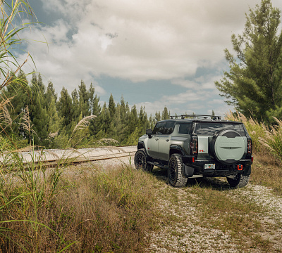 Фото дисков Vossen LC3-01 на GMC Hummer EV