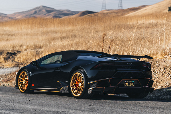 Фото дисков Brixton Forged CM6-R Глянцевая бронза на Lamborghini Huracan