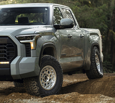 Фото дисков Black Rhino CONGO на Toyota Tundra III