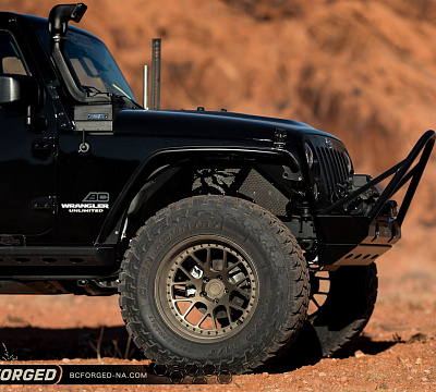 Фото дисков BC Forged LE72 // MLE72 на Jeep Wrangler III (JK)