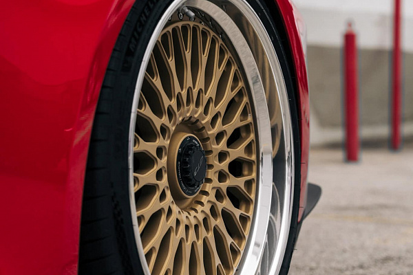Фото дисков Brixton Forged TR20 Сатиновое золото на Porsche 911 VIII