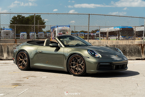 Фото дисков Anrky S3-X0 Сатиновая бронза на Porsche 911 VIII