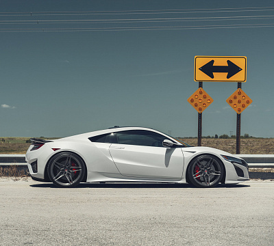 Фото дисков Vossen EVO-1R на Acura NSX II