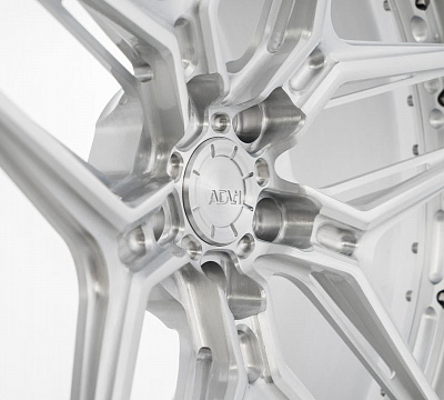 ADV.1 ADV510 M.V2 Advanced Series
