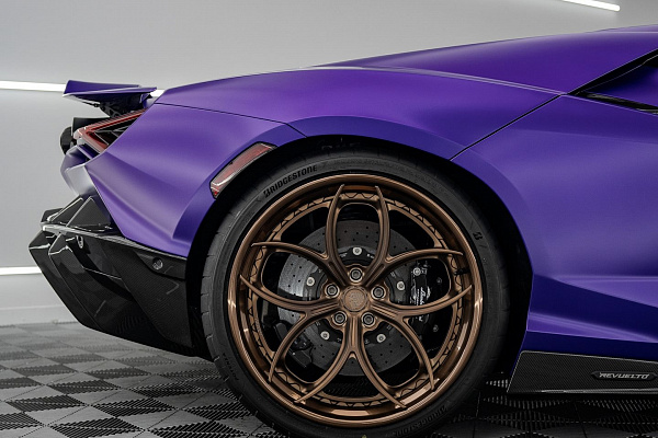 Фото дисков Anrky S3-X0 Глянцевая бронза на Lamborghini Revuelto