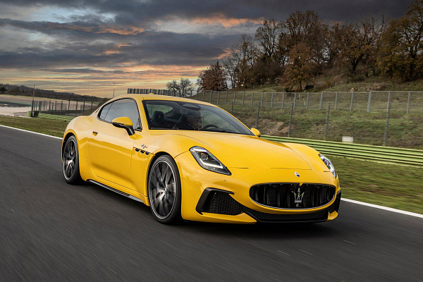 Фото дисков Maserati Astreo  на Maserati GranTurismo II