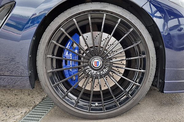 Фото дисков Alpina Classic Forged CS20 Черный глянец на BMW 8/M8