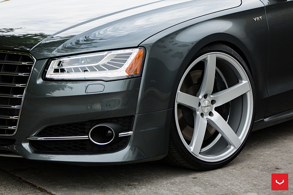 Фото дисков Vossen CV3 Серебро на Audi A/S 8 (D4)