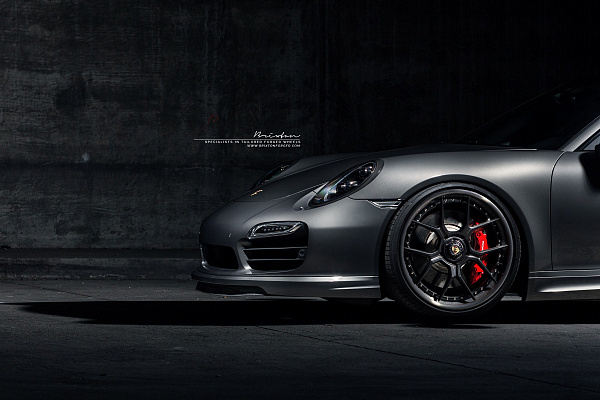 Фото дисков Brixton Forged CM5-R Черный сатин на Porsche 911 VII