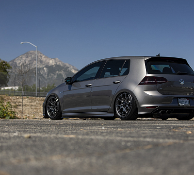 Фото дисков Rotiform ZMO-M на Volkswagen Golf VII