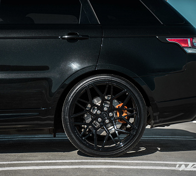 Фото дисков Vossen UV-1 на Land Rover Range Rover Sport II