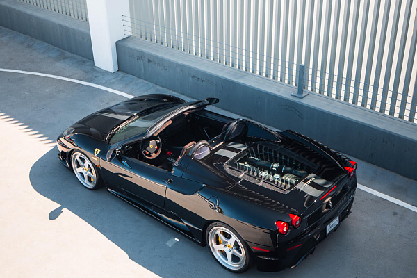 Фото дисков HRE 305 Глянцевый лак на Ferrari F430