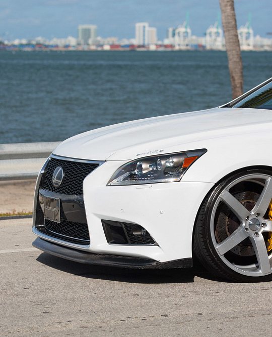 Фото дисков CV3 Серебро на Lexus LS IV