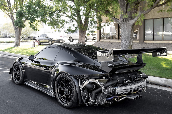 Фото дисков HRE S111SC Черный сатин на Porsche 911 VII