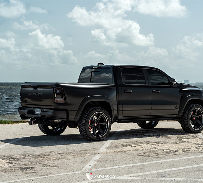 Фото дисков Anrky AN36-S на Ram 1500 V