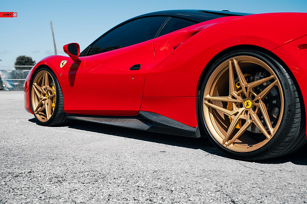 Фото дисков Anrky S1-X3 Сатиновое золото на Ferrari 488