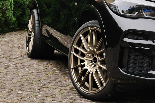 Фото дисков Breyton Impressive Глянцевое темное золото на BMW X5/X5 M (F15/F85)