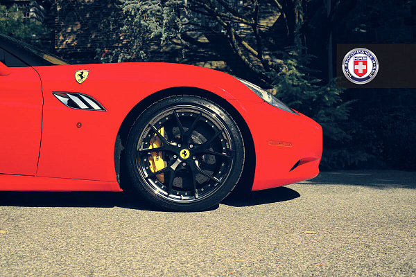 Фото дисков HRE S101 Черный сатин на Ferrari California