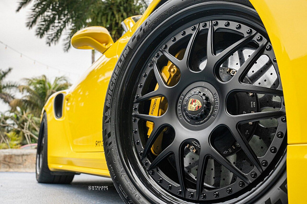 Фото дисков Strasse Wheels SV8 Performance Черный матовый на Porsche 911 VII