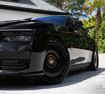 Фото дисков NOVITEC SP3 на Rolls-Royce Spectre