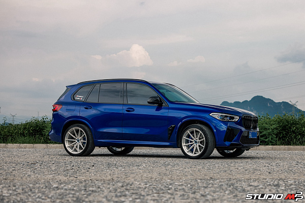 Фото дисков Brixton Forged R11-R Глянцевый лак на BMW X5/X5 M (G05/G18/F95)