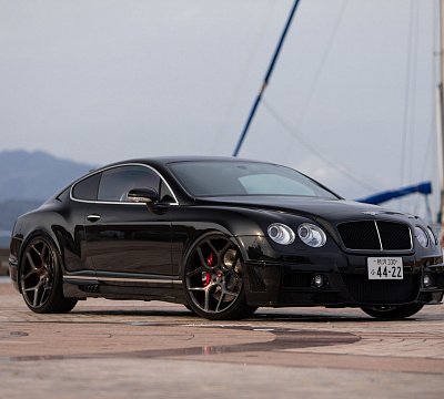 Фото дисков Vossen CG-205 на Bentley Continental GT II