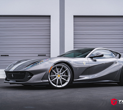 Фото дисков NOVITEC NF8 на Ferrari 812