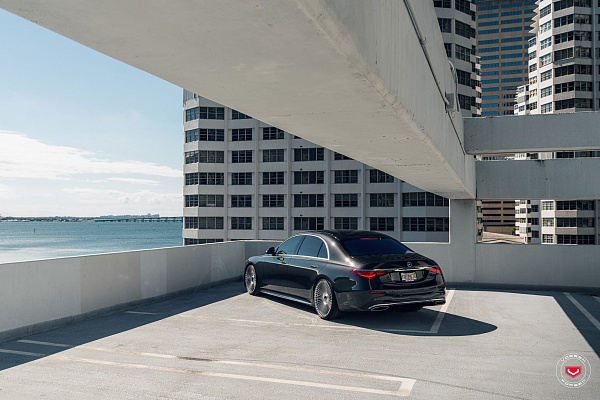 Фото дисков Vossen S17-16 Глянцевый лак на Mercedes-Benz S-Class (W223)
