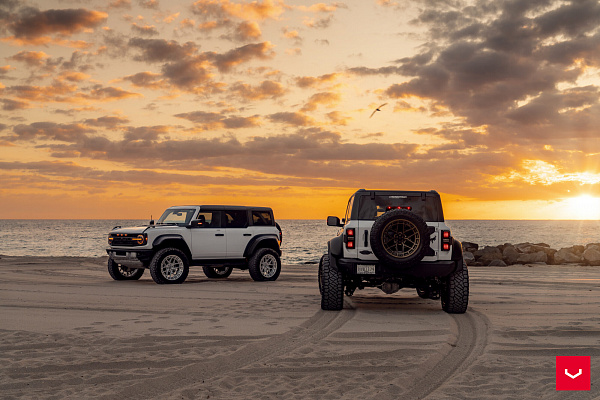Фото дисков Vossen HFX-1 (6-Lug) Серебро на Ford Bronco