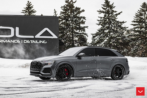 Фото дисков Vossen HF-5 Черный сатин на Audi Q8