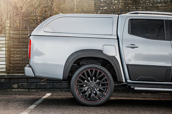Фото дисков Kahn Kahn RS Черный сатин на Mercedes-Benz X-Class