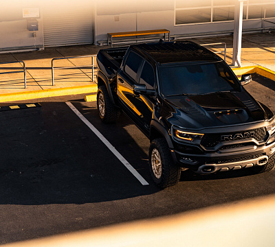 Фото дисков Vossen LC3-01T на Ram 1500 V
