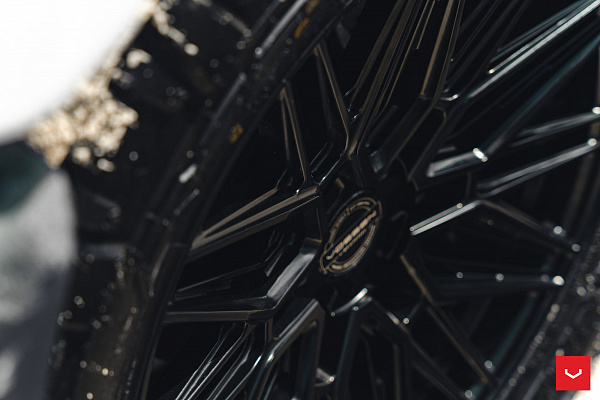 Фото дисков Vossen HF6-5 Черный сатин на Ford Bronco