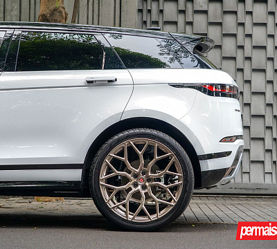Фото дисков Vossen S17-01 на Land Rover Range Rover Evoque II