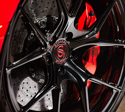 Фото дисков Strasse Wheels SM5R Deep Concave Monoblock на McLaren 570S