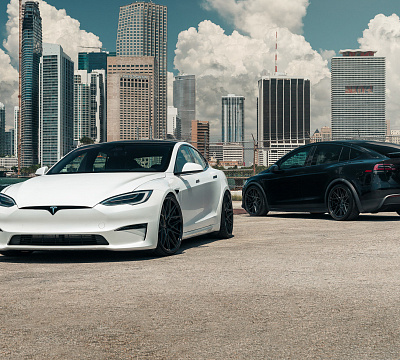Фото дисков Vossen HF-7 на Tesla Model S