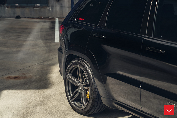 Фото дисков Vossen HF-1 Сатиновый графит на Jeep Grand Cherokee IV