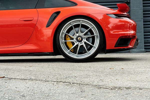 Фото дисков Anrky AN33 Полированный лак на Porsche 911 VIII