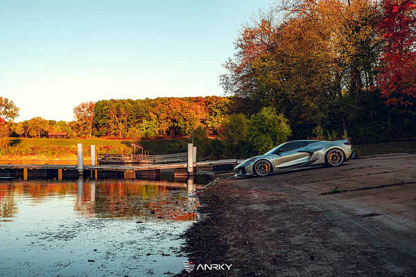Фото дисков Anrky AN31 Черный глянец на Chevrolet Corvette C8