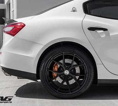 Фото дисков HRE P101 на Maserati Ghibli