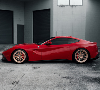 Фото дисков Strasse Wheels SV5 Deep Concave Duoblock на Ferrari 812