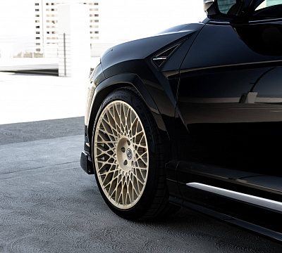Фото дисков HRE 501M на Lamborghini Urus