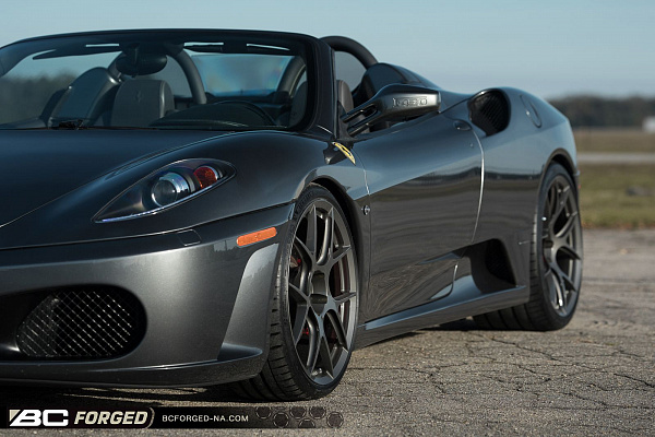 Фото дисков BC Forged KL11 Глянцевый графит на Ferrari F430