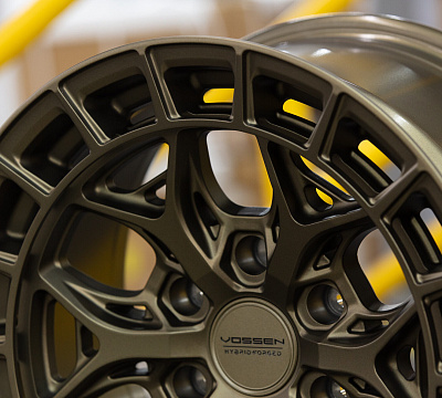 Vossen HFX-1 (6-Lug)
