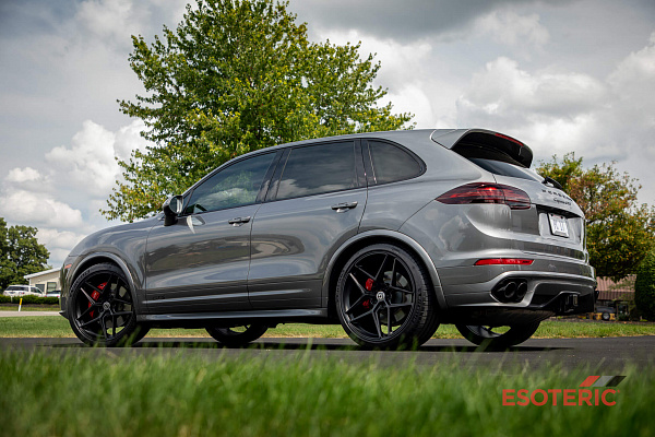 Фото дисков HRE FF11 Черный сатин на Porsche Cayenne II