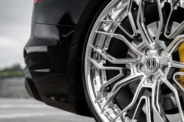 Фото дисков ST Wheels ST10.2 Полированный лак на Audi A/RS 6 (C7)