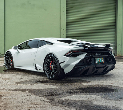 Фото дисков HRE P200 на Lamborghini Huracan
