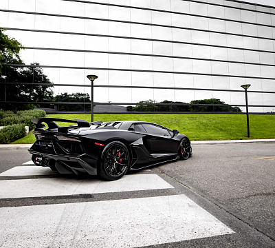 Фото дисков HRE R161 Lightweight на Lamborghini Aventador