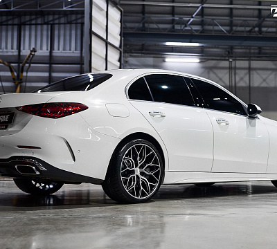 Фото дисков Vossen HF-2 на Mercedes-Benz C-Class (W206)